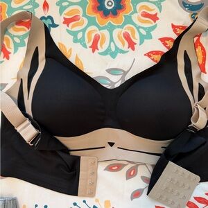Black and Tan Women's Bra